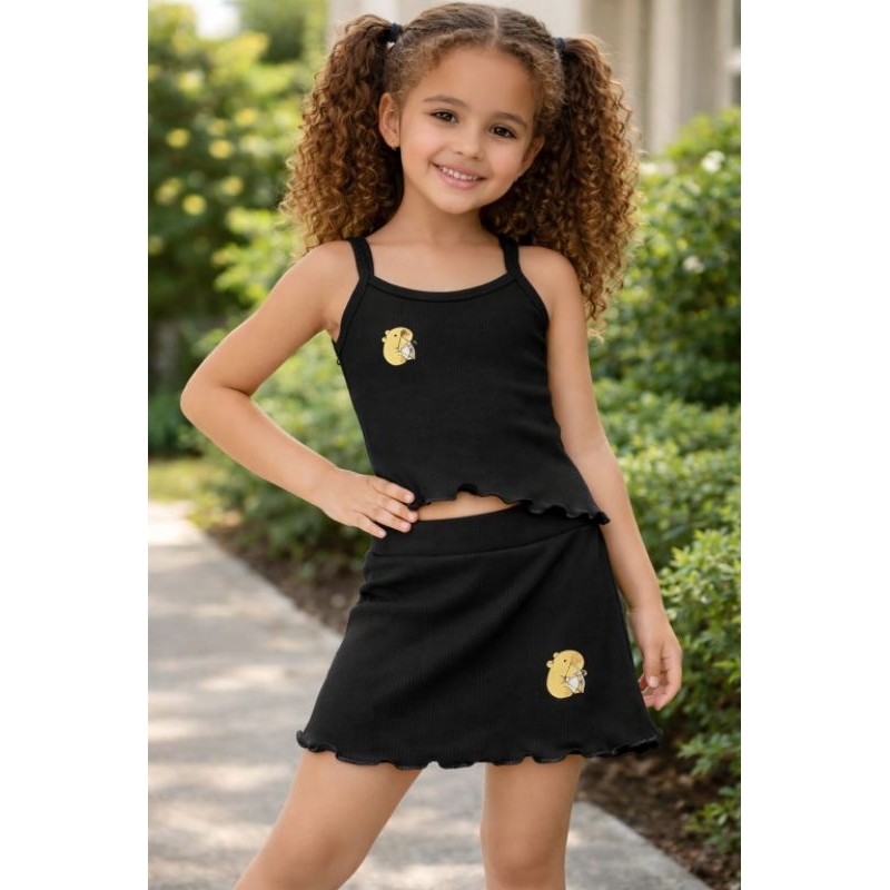 conjunto princesa, com blusa e saia.muito confortável ,bom caimento ,veste do 2 ao 10.