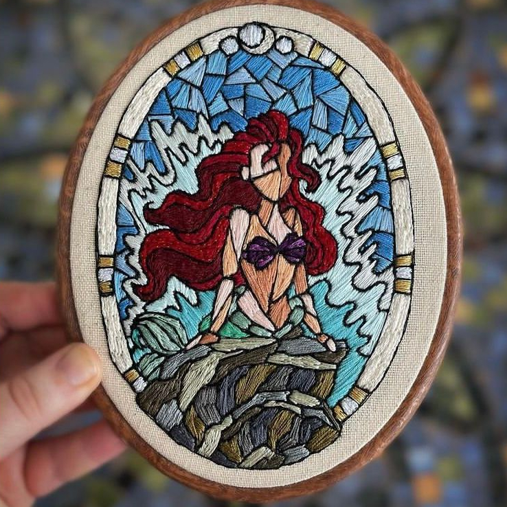 Vitral Princesas da Disney Bordado Bastidor Personalizado • Presente Criativo • Artesanal