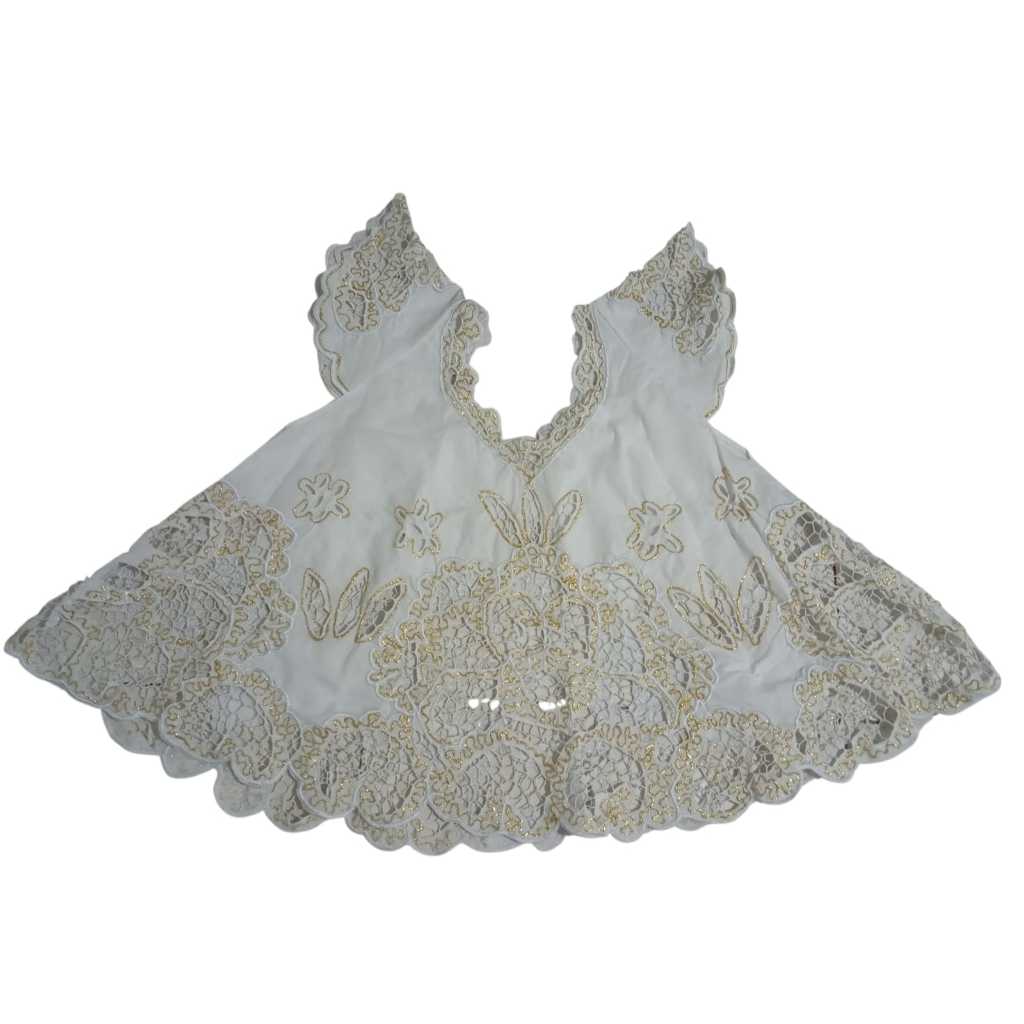 Bata rechilieu  branco e fio dourado