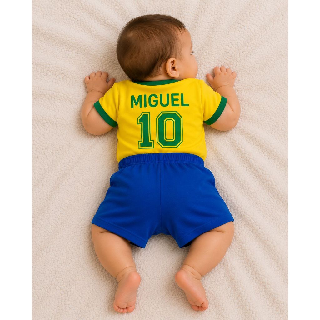 Kit Body + Short/Saia Bebê Torcedor Brasil  personalizado com o nome do bebê ⚽