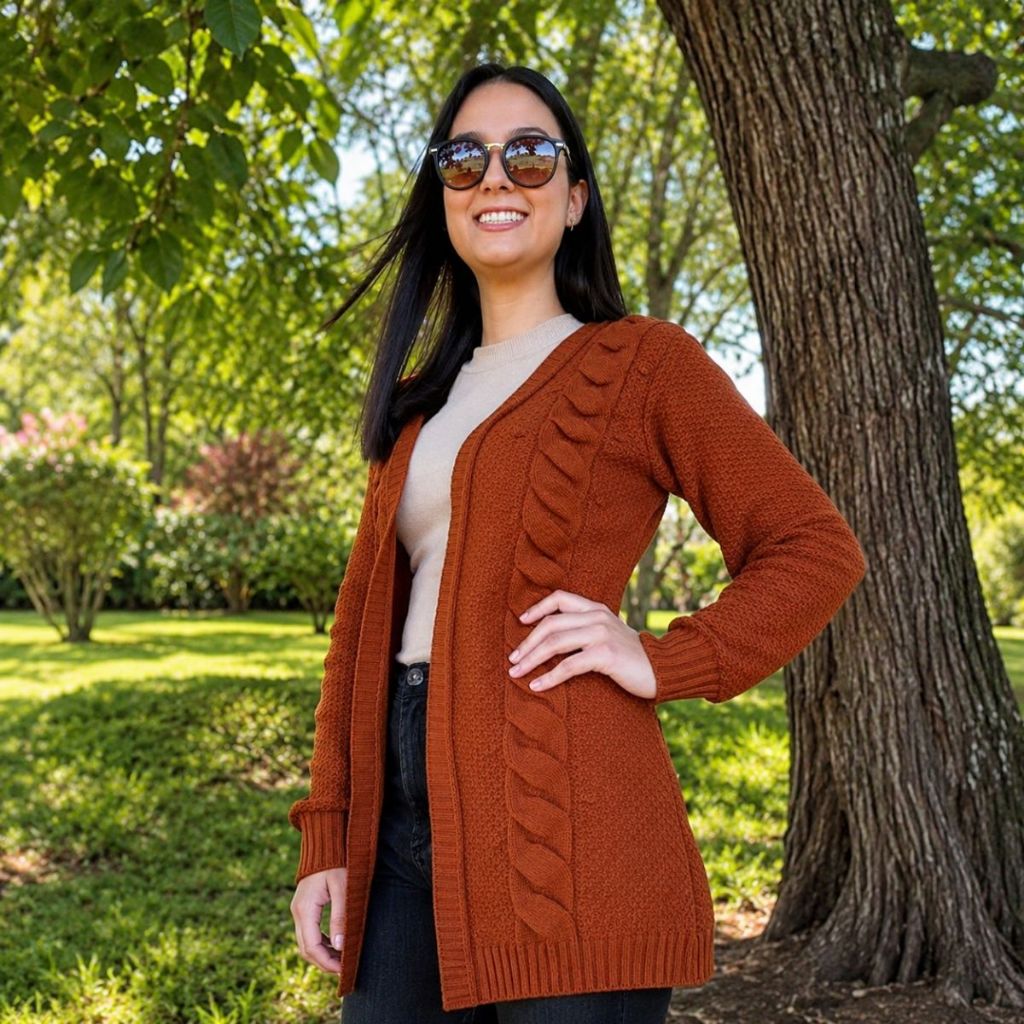 Casaco Cardigan Feminino Sobretudo Tricot com Trança frontal e Bolinhas Poá Inverno Marister Malhas