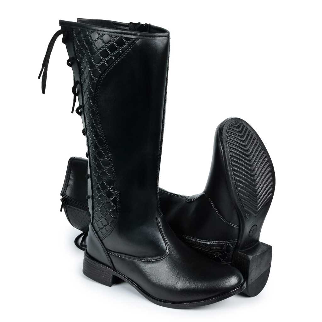 Bota Montaria 231 com Detalhes em amarrar a parte de trás!