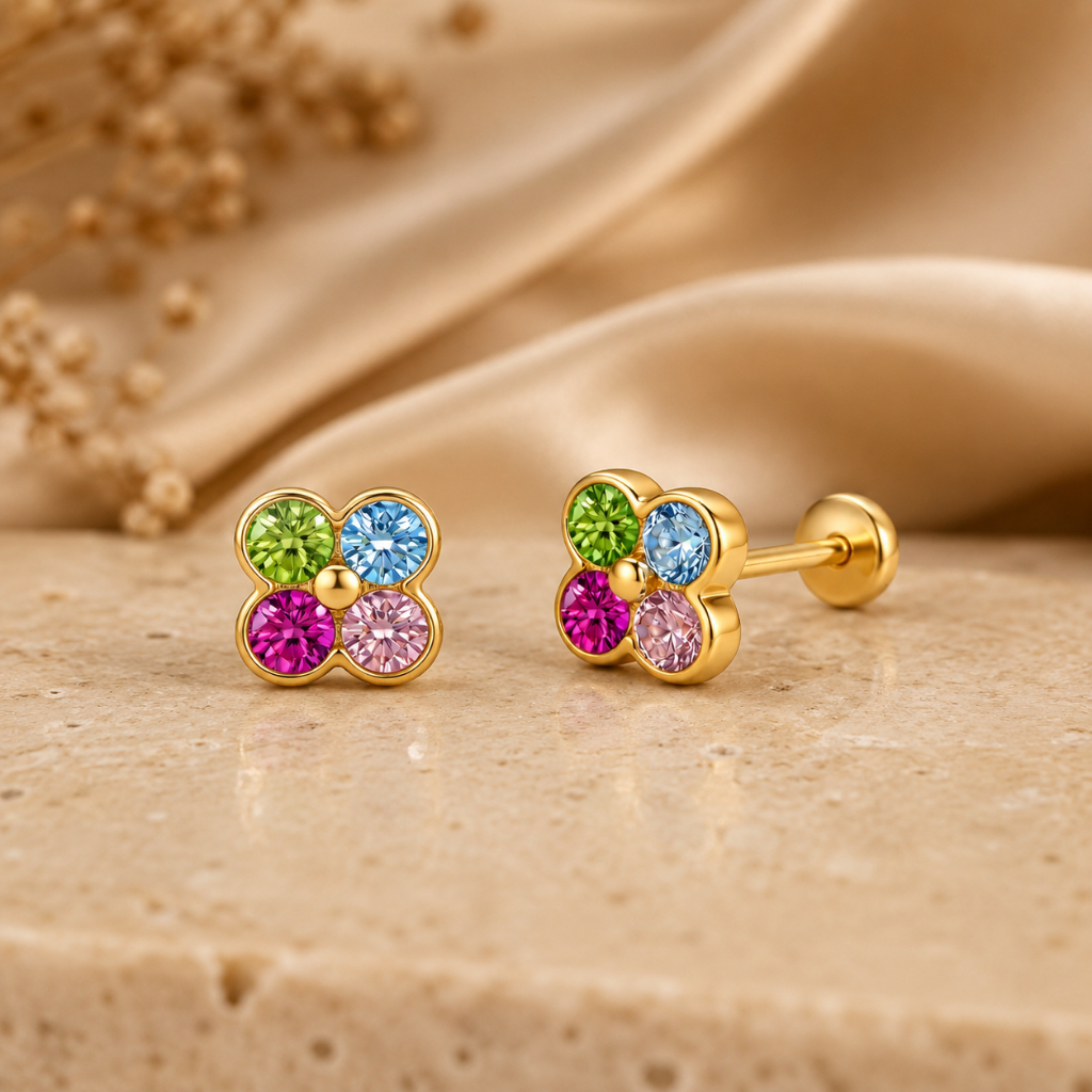 Brinco Infantil Trevo Colorido Folheado a Ouro 18k Tarraxa Baby Delicado com Caixinha Presente Menina Feminina