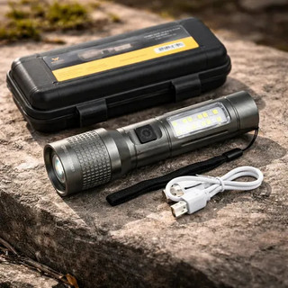 Mini Lanterna Táctica Rearregavel Led Militar Profissional Preto Branco