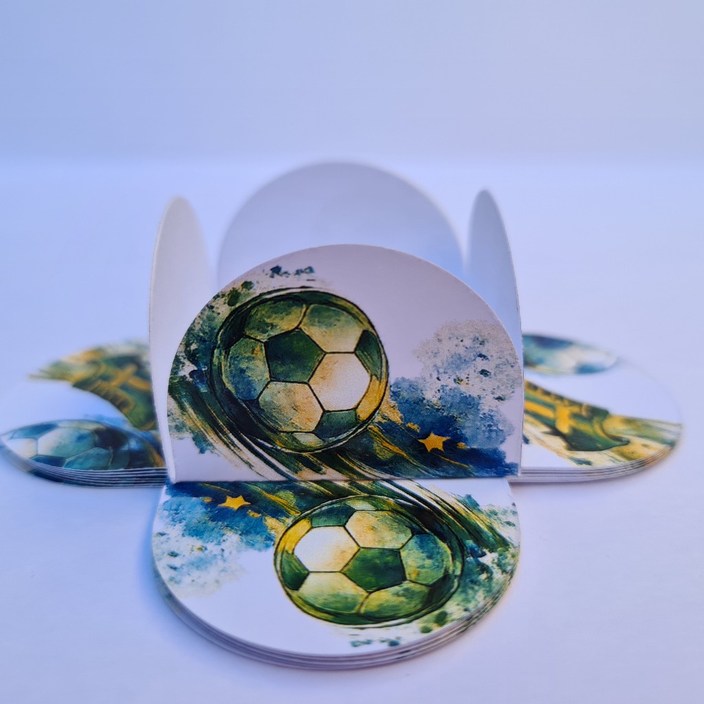 200 Forminhas Personalizadas Brigadeiro 4 Pétalas Futebol Copa do Mundo Festa Aniversário