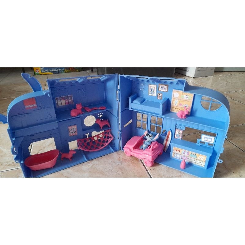 Brinquedo playset Lilo & Stitch acompanha acessórios (Falta a Lilo)