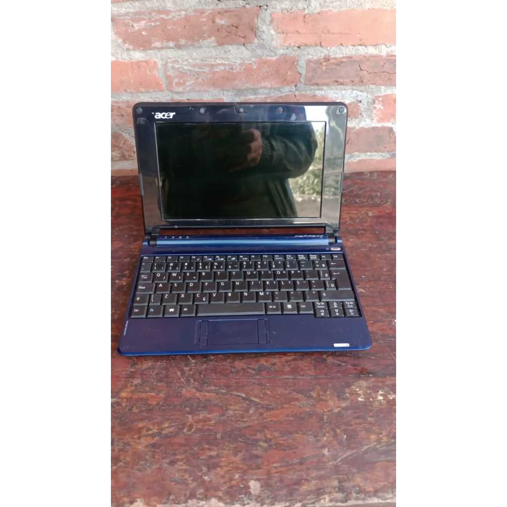 sucata netbook acer aspire one series zg5 sem acessórios