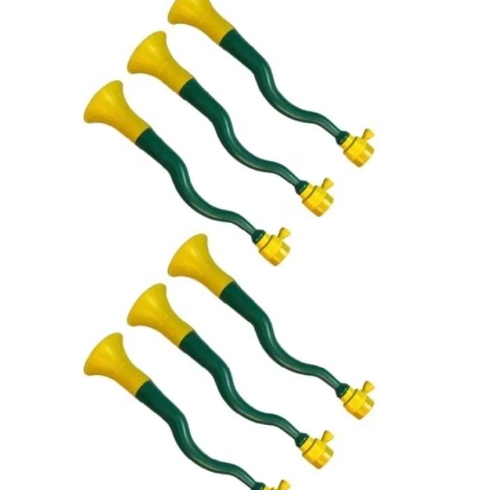 corneta chifre de cabra verde amarelo barulho extra forteBrasil grande torcida futebol 7 de setembro desfile.