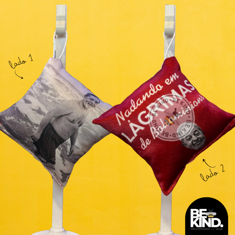 Chaveiro Personalizado Divertido 8x8 Humor LULA "Nadando nas lágrimas..." (Feito artesanalmente/Criação paródica)