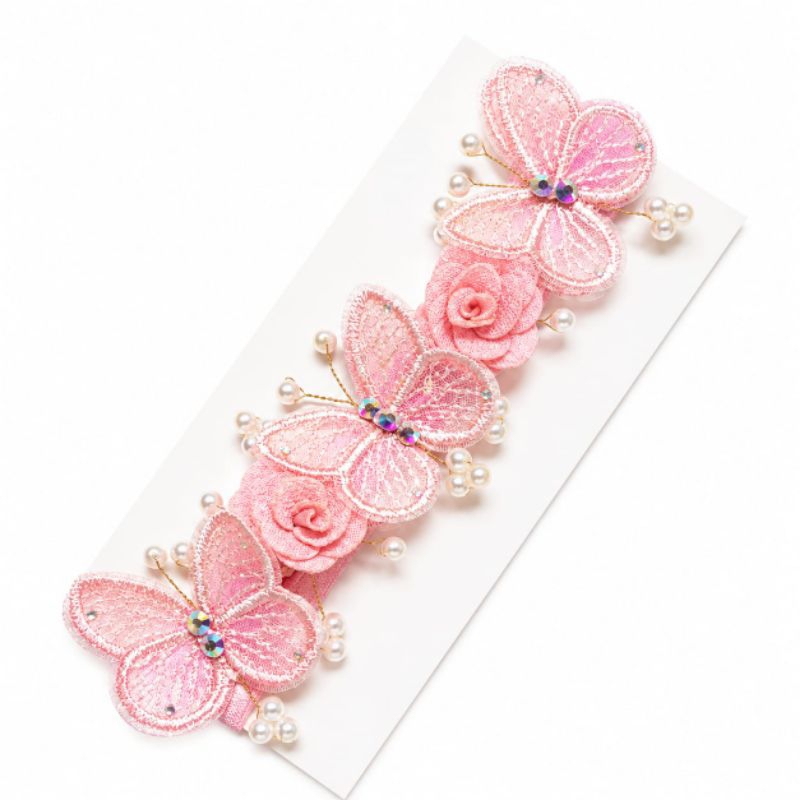 Tiara Trançada Jardim Encantado Luxo – Lançamento com Borboleta de Organza, Strass e Pérolas