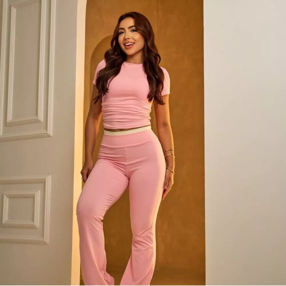Calça Flare Feminina Cós Duplo Conforto e Estilo Poliamida Fitness Casual Leve — imagem 1