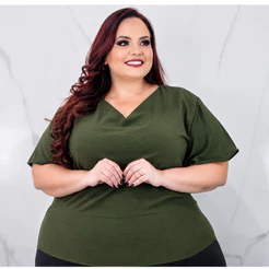 Blusa Feminina Plus Size Gola V Manga soltinho