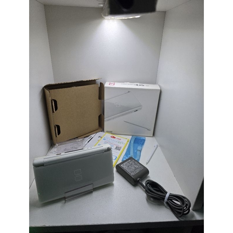 NINTENDO DS LITE BRANCO COM R4 E JOGOS