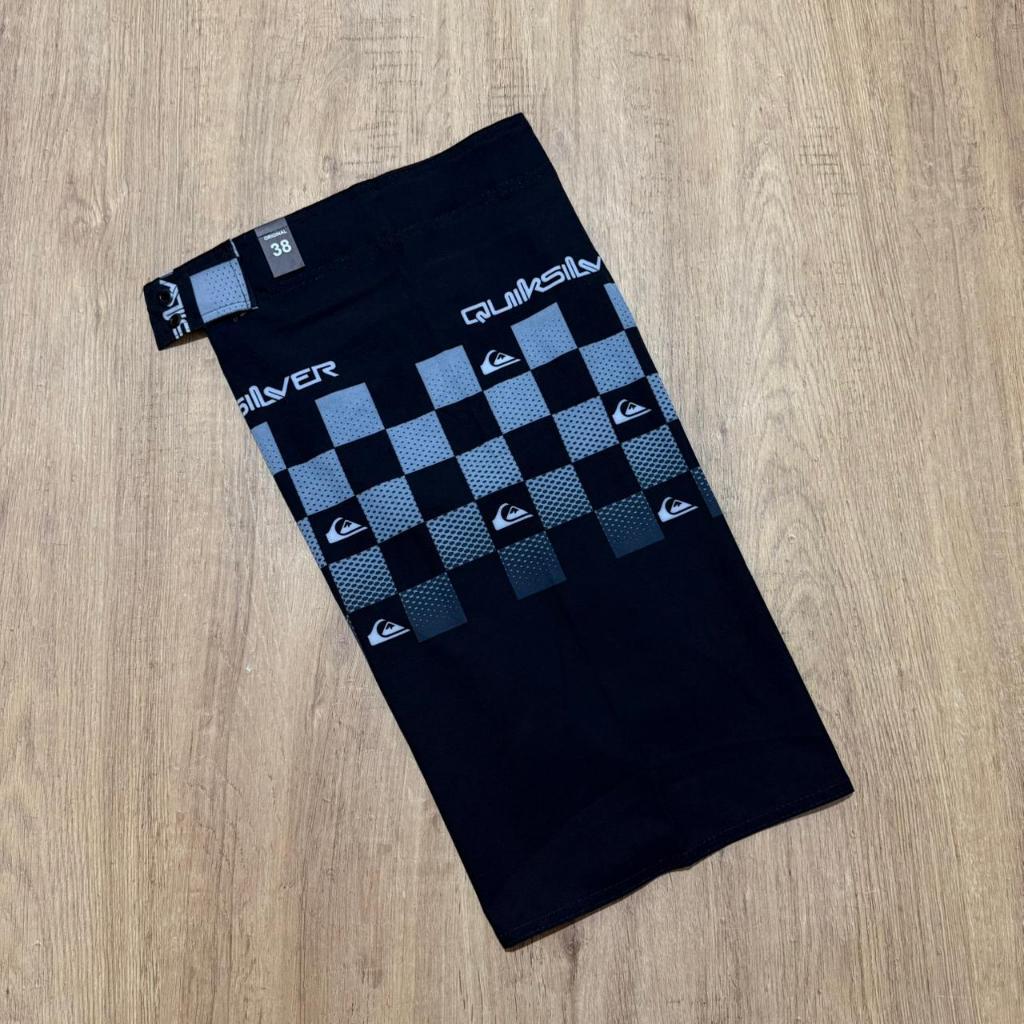 Bermuda Quiksilver Elastano Tactel Estampada Mod.63