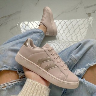 Tênis Feminino Casual Bege Ouro Conforto Estilo e Versatilidade Para o Seu Dia