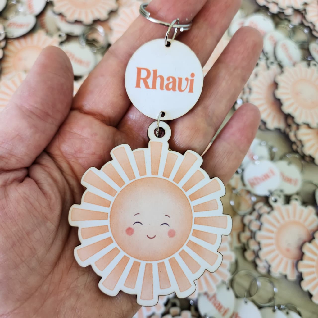 Chaveiro MDF Primeira Volta ao Sol Personalizado | Lembrancinha Festa Infantil | Brinde Aniversário
