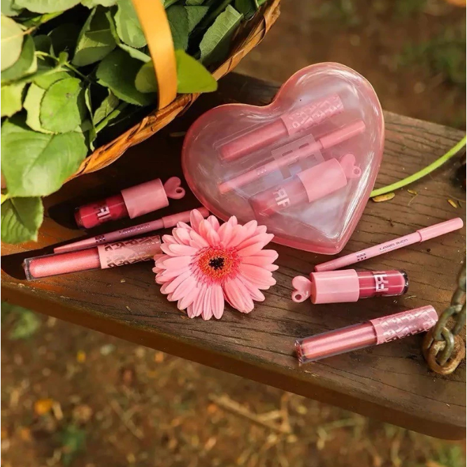 Kit Fran Lover Gloss Labial E Lapis Labial By Franciny Ehlke