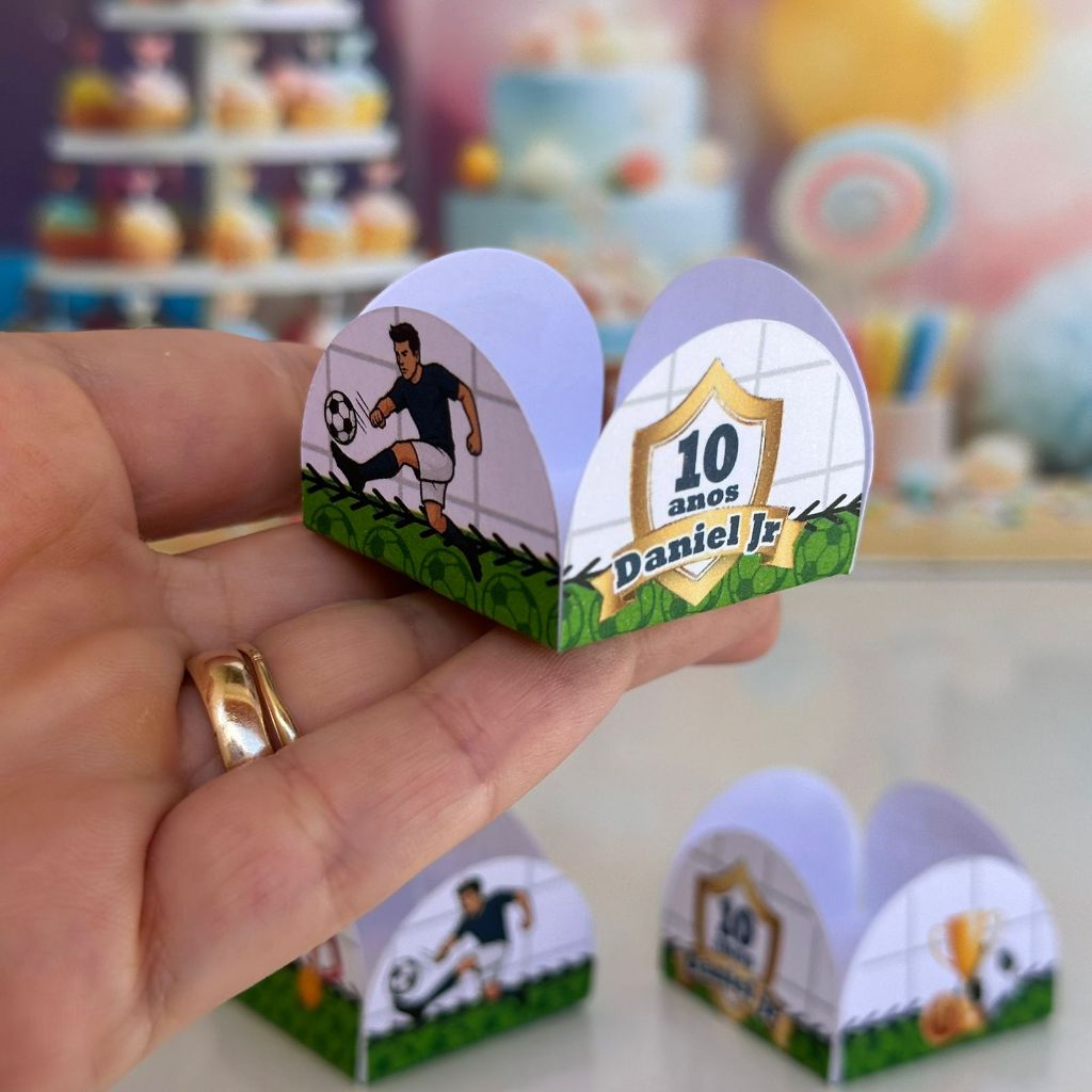 Forminhas Personalizadas de Doce Brigadeiro 4 Pétalas Festa, Aniversário FUTEBOL