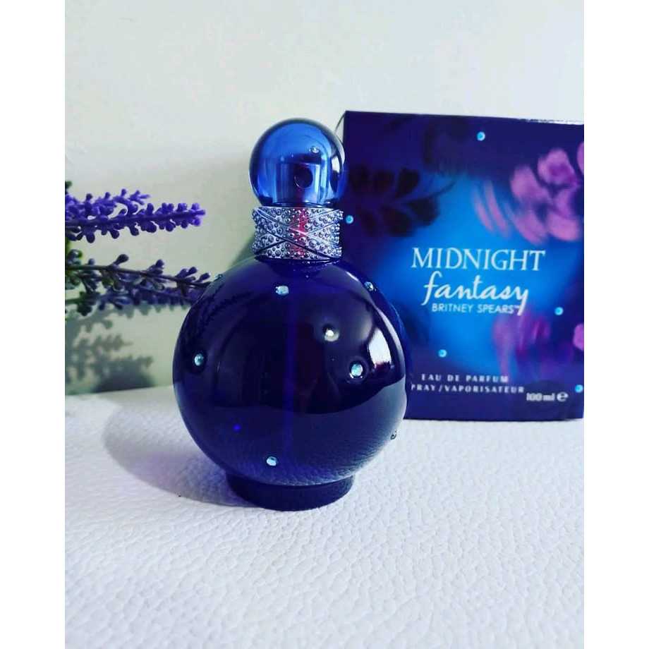 Midnight Fantasy: O Perfume que Tem Cheiro de Noite Estrelada.
