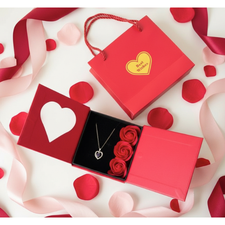 Kit Presente Dia dos Namorados  Colar + Caixinha Porta Joia + Sacolinha