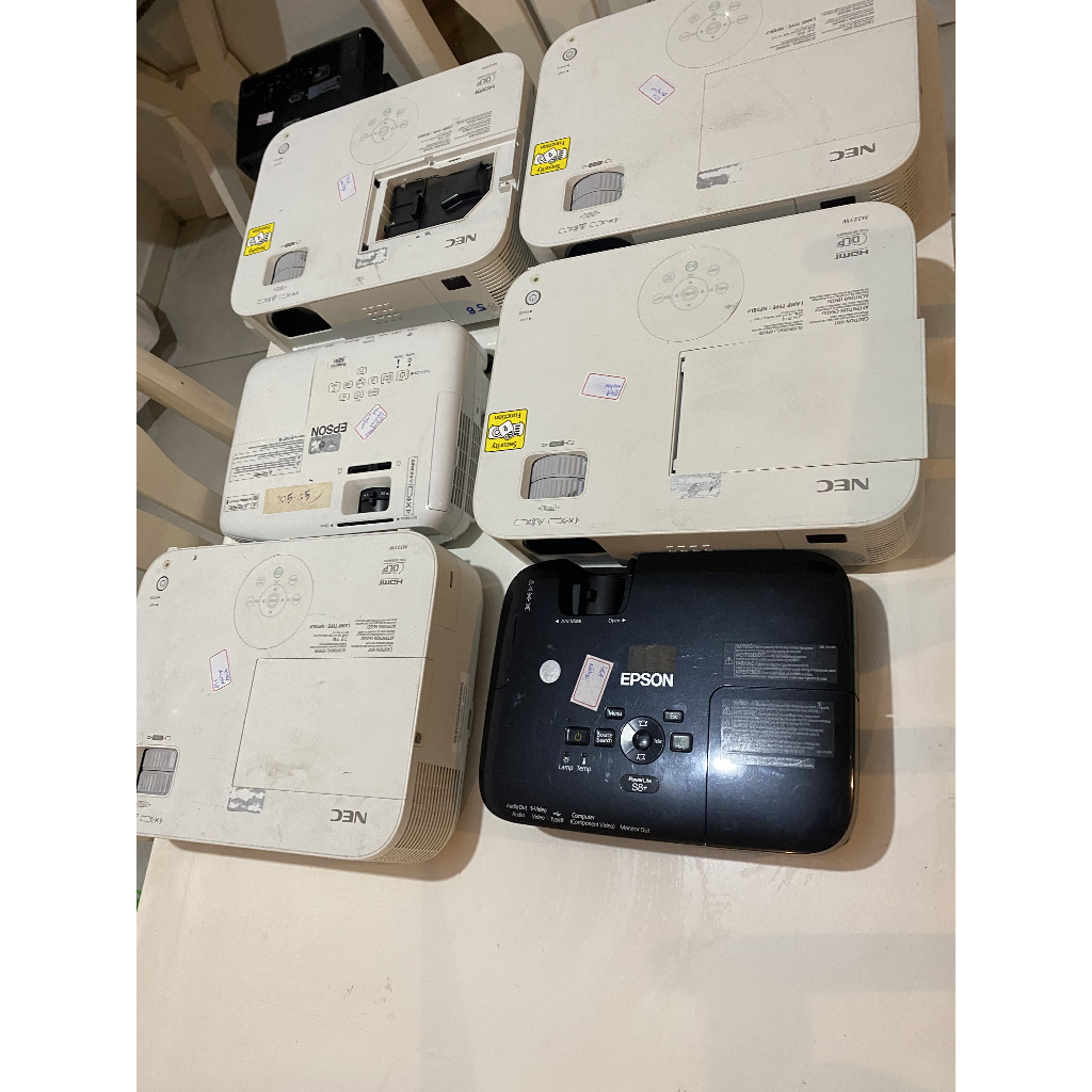 LOTE 6 PROJETORES PARA PEÇAS / CONSERTO – NEC + EPSON 💰 IDEAL PARA TÉCNICOS