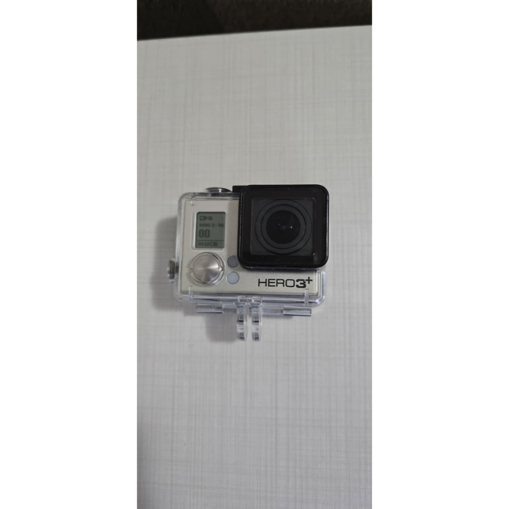 GoPro Hero 3+ Black Edition com Cartão SD 32gb e Acessórios