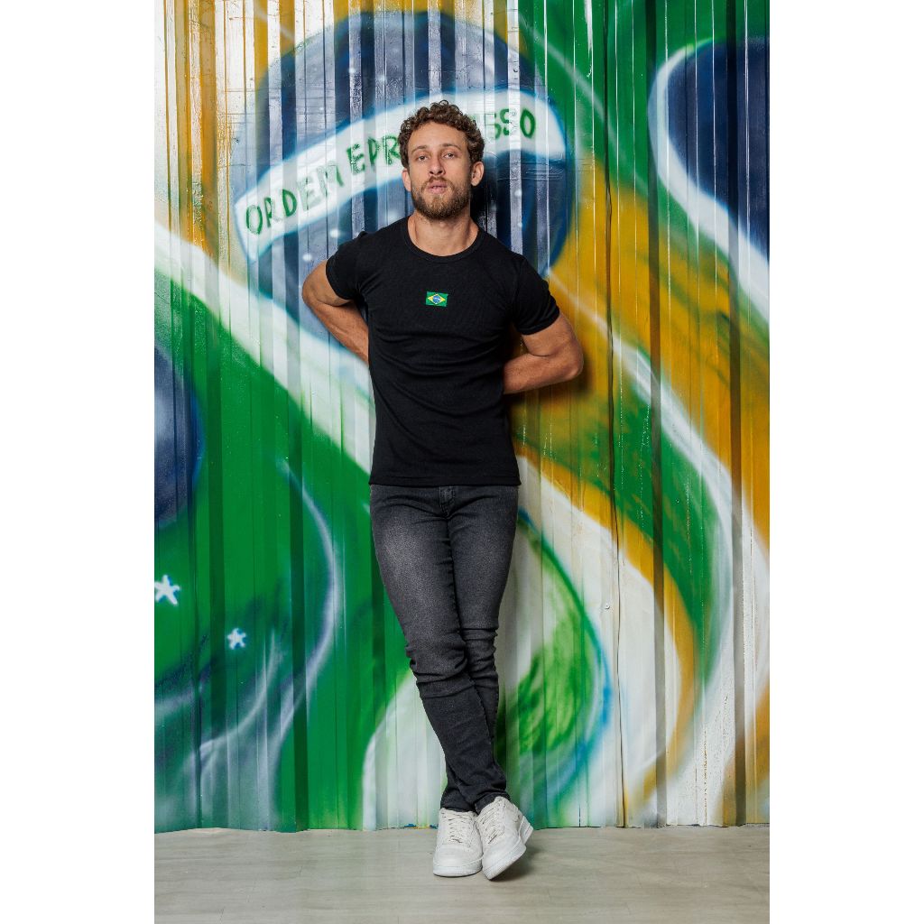 Camiseta Masculina Americana Canelada Bordado do Brasil