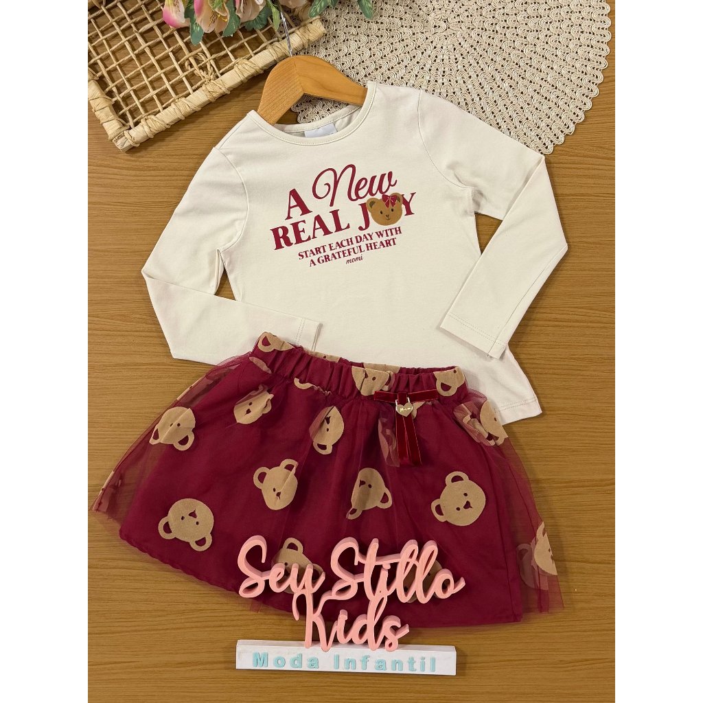 Conjunto Infantil Momi Inverno com Saia em Tule Vermelha e Blusa Manga Longa Ursinha Enjoy