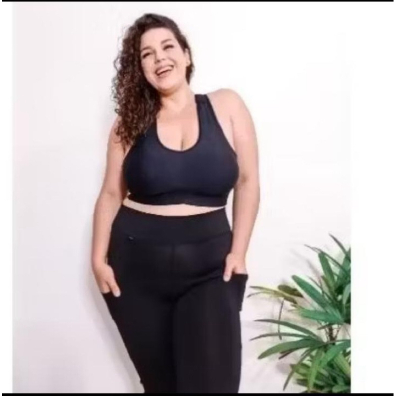 Calça Legging Plus com Bolso Suplex Grossa Zero transparência Costura Reforçada Cintura Alta