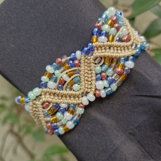 Bracelete Macramê / Pulseira Artesanal / Mix de miçangas e pingente de Estrela