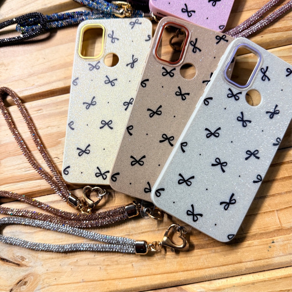 Capa Capinha Motorola Moto G10 / Moto G20 / Moto G30 Silicone Aveludada Lacinho com Brilho e Cordão em Strass