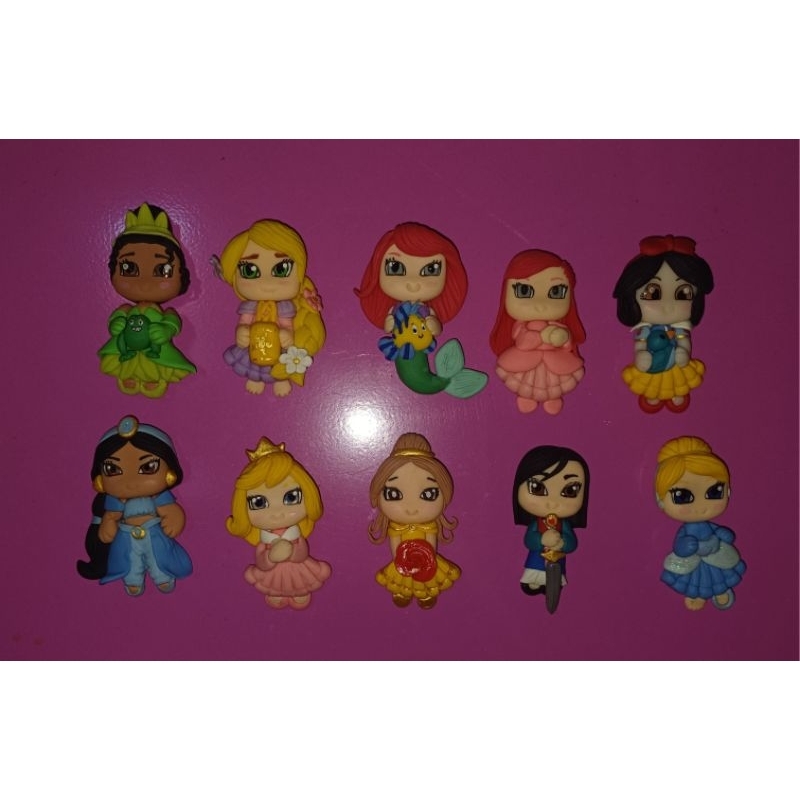 Imã de Geladeira das Princesas de Biscuit 1 / Lembrancinhas de aniversário/Dia das Mães /Dia dos Namorados