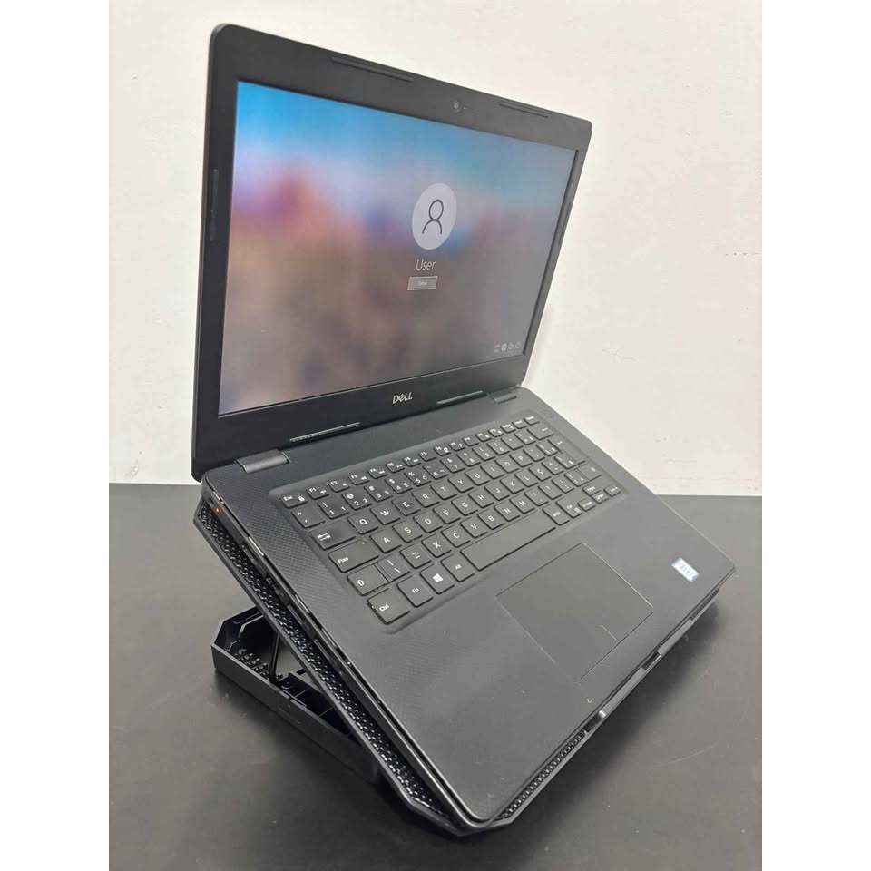 Notebook Dell Vostro 3481 | i3 7ª Geração | 8GB | SSD 256GB | Tela 14