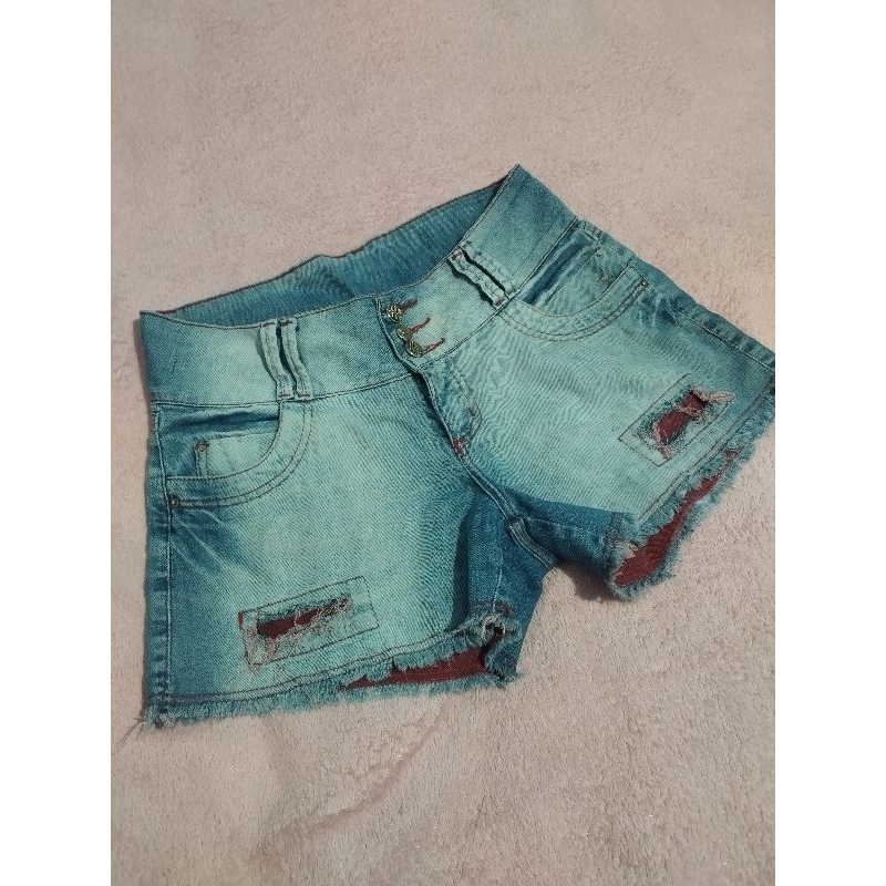Bermuda jeans feminina, veste 42.