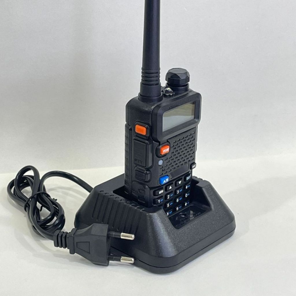 Rádio Comunicador Walkie Talkie Dual Band UHF VHF Longo Alcance Profissional Lanterna Recarregável Fone