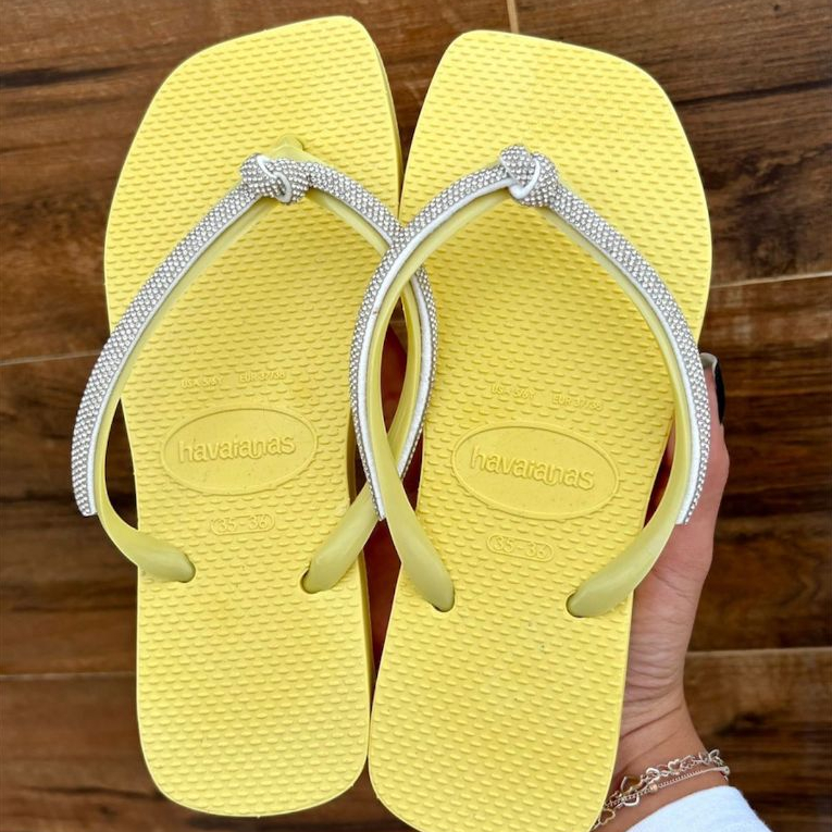 CHINELO FEMININO COM STRASS PRATA VARIAS CORES