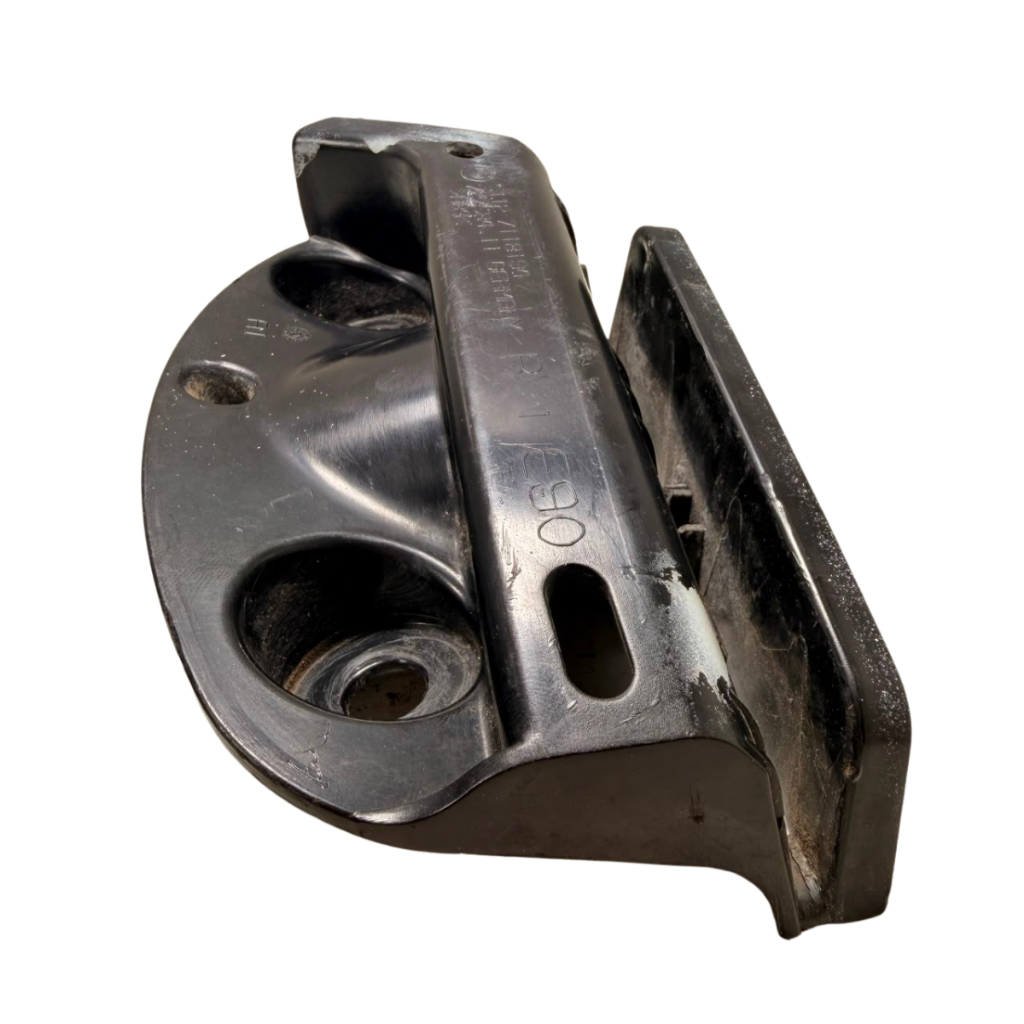 Guia Parachoque Traseiro Direito Bmw 320 325 2007 2008 2009 2010