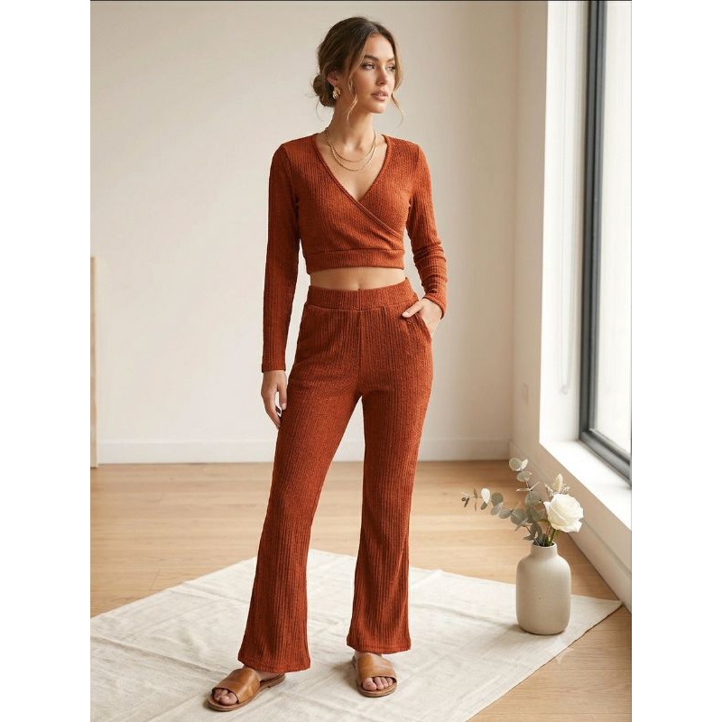 Conjunto Feminino Canelado Anarruga Premium Cropped Manga Longa E Calça Flare