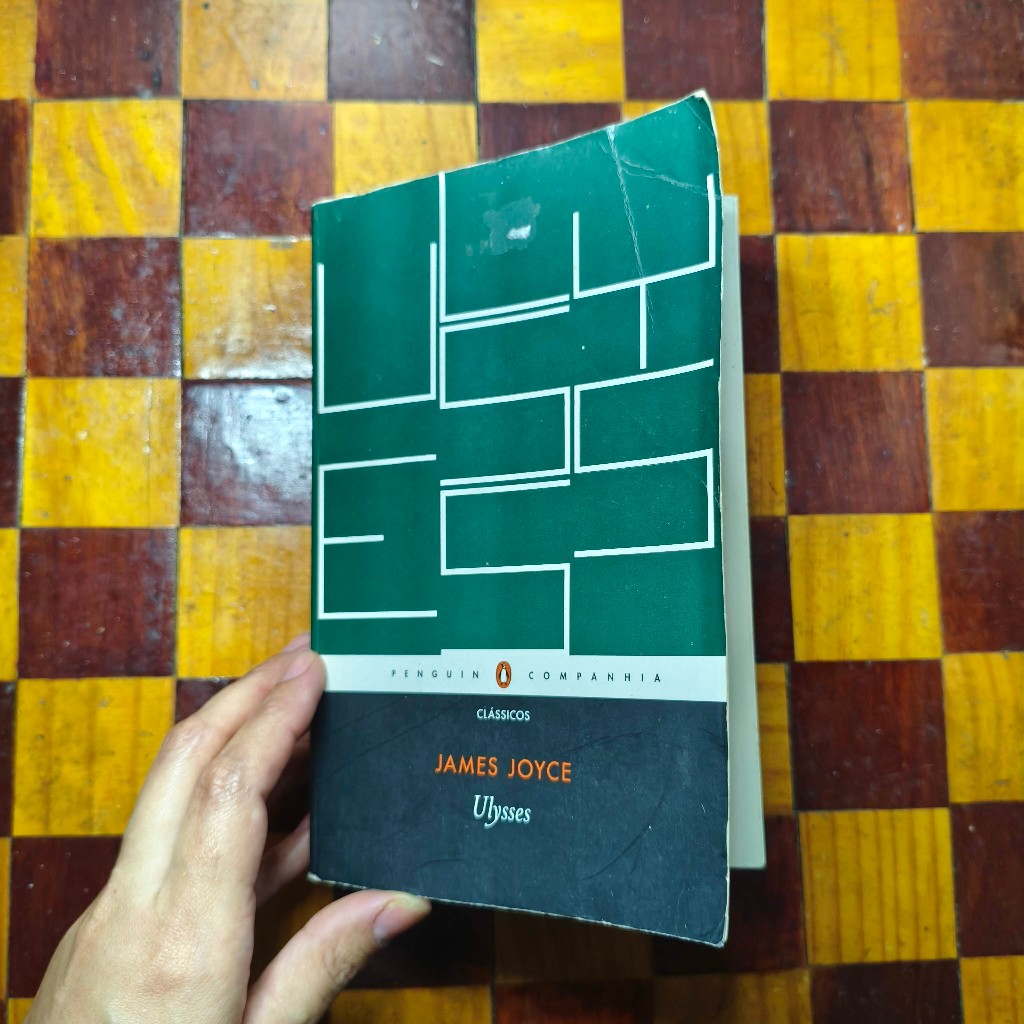 ULYSSES – JAMES JOYCE
