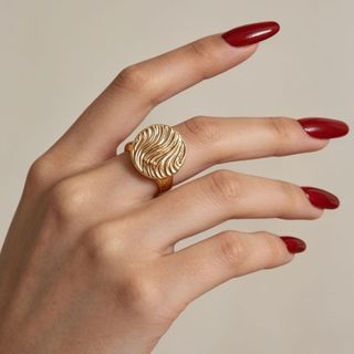 Anel Dora Dourado Redondo Folheado Ajustável Feminino Elegante Chique Minimalista Luxo Delicado