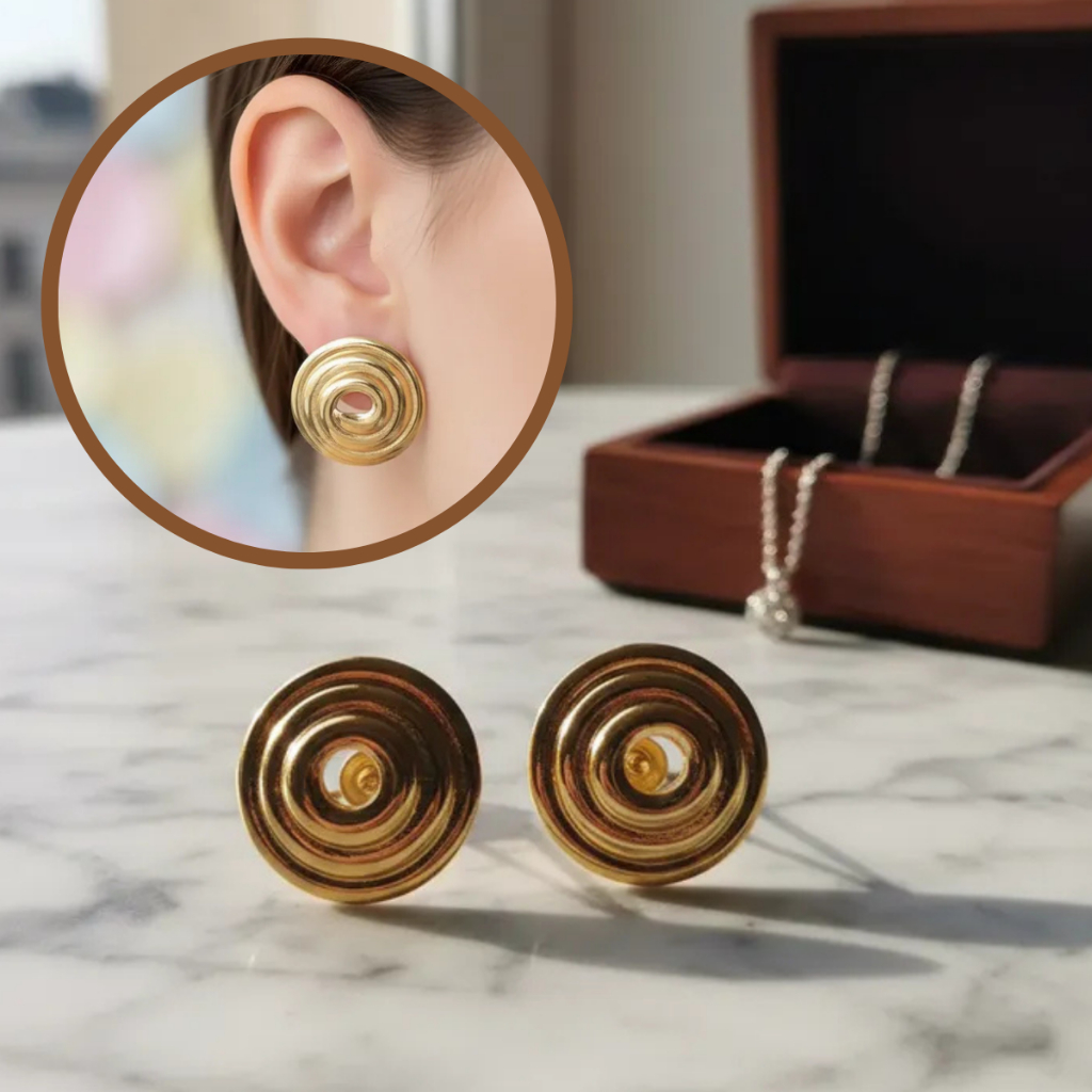 Brinco Redondo Espiral Aço Inox Cirúrgico Dourado Antialérgico Elegante Feminino Moderno Não escurece Durável Resistente