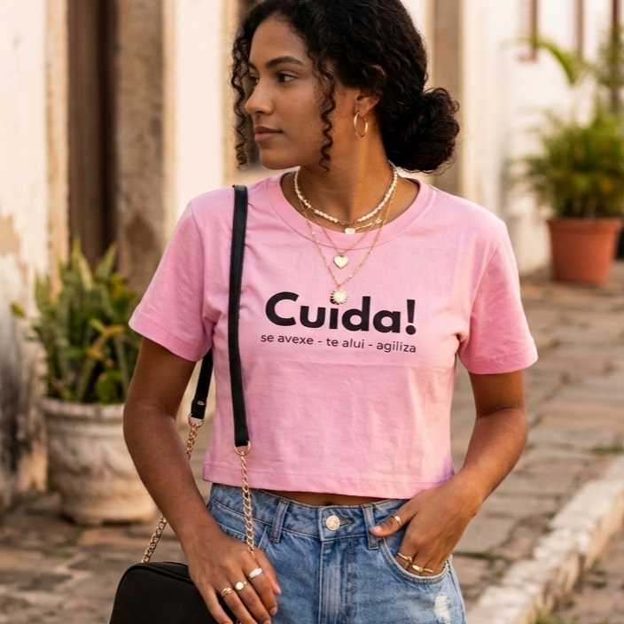 Cropped Feminino "Cuida" Estiloso Algodão Confortável Moda Feminina