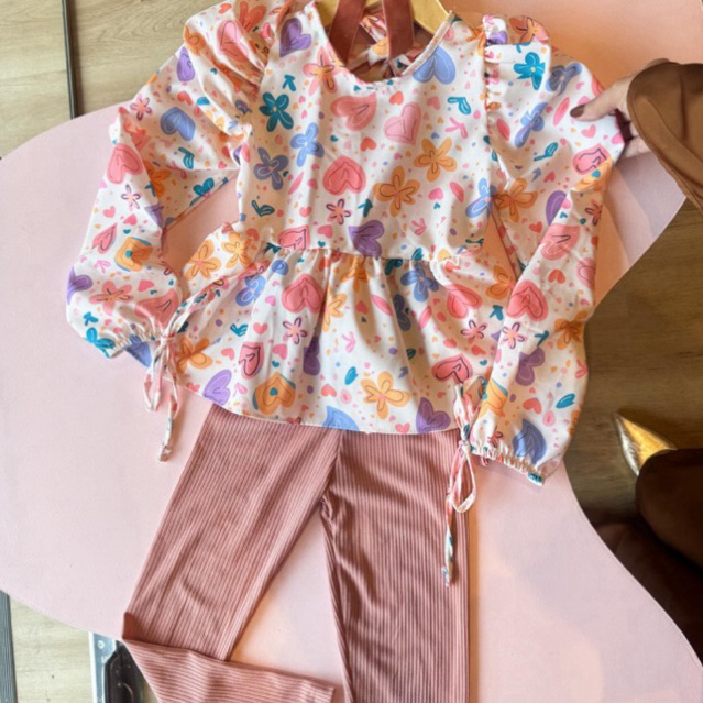 Conjunto Infantil Menina Blusa Estampada Calça Canelada Algodão Confortável Tam 8 Anos