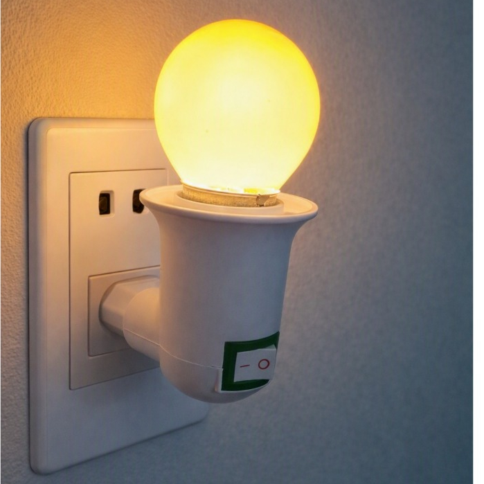 ABAJUR DE TOMADA - LUMINÁRIA - Lâmpada leitosa - Luz noturna soquete E27 - Ideal para quarto INFANTIL Luz Suave