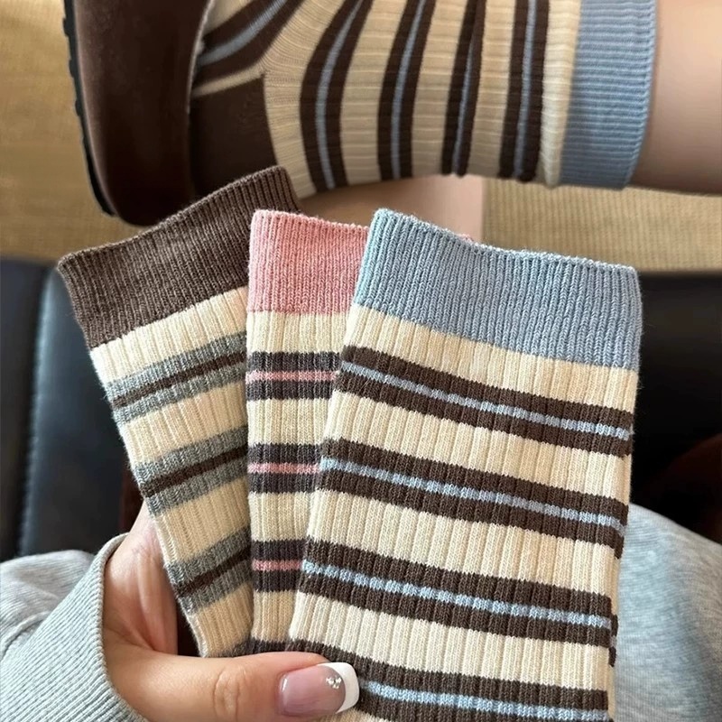 Kit Meias Femininas Cano Médio Listras Coloridas 6 9 12 15 Pares, Estilo Moda Casual Versátil — imagem 2 de 2