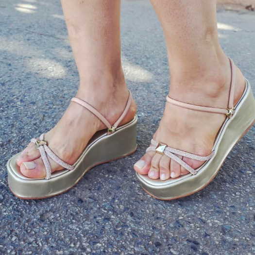 Sandália Feminina Confortável Salto Alto Anabela Plataforma Flat Confortável Feminino Strass Abs