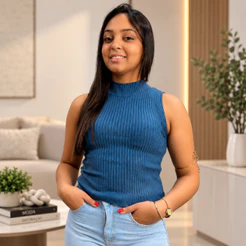 Blusa Feminina Tricô Leve Canelada Gola Alta Sem Manga Verão Tendência