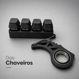 Dois Chaveiros Teclado Mecanico e Keyrambit Giratorio