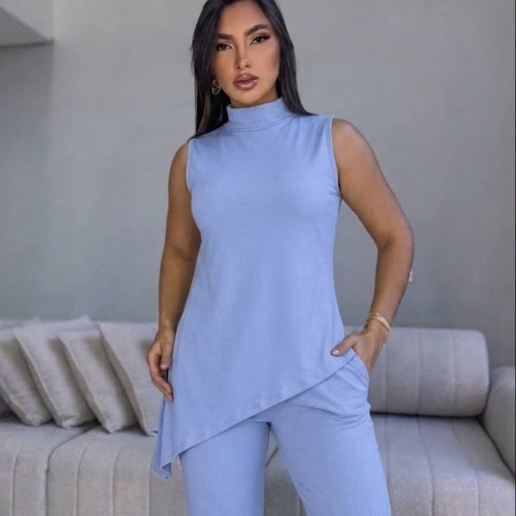 Conjunto Feminino Assimétrico em Malha Anarruaga Calça Pantalona Elegante