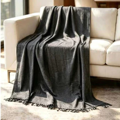 Kit de 2 Mantas para sofá 100% algodão, tamanho, 2,10x1,20, beleza e conforto para sua sala.